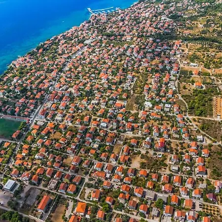 Appartement In With Balcony, Air Conditioning, Wifi, Dishwasher Orebić