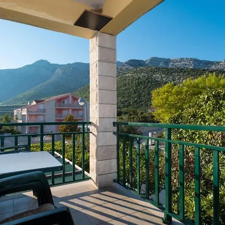 In With Balcony, Air Conditioning, Wifi, Dishwasher Appartement