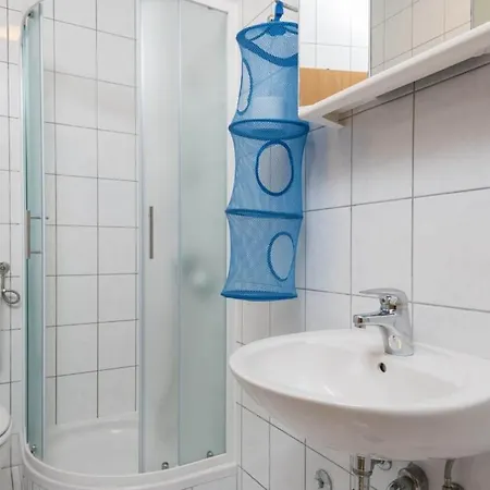 In With Balcony, Air Conditioning, Wifi, Dishwasher Appartement