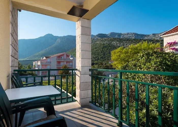 In With Balcony, Air Conditioning, Wifi, Dishwasher Apartman